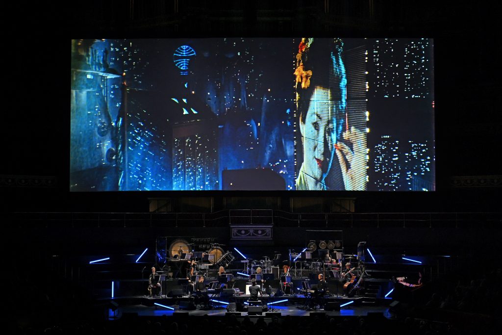 Blade Runner diventa un cine concerto a Roma con la colonna sonora di Vangelis eseguita dal vivo