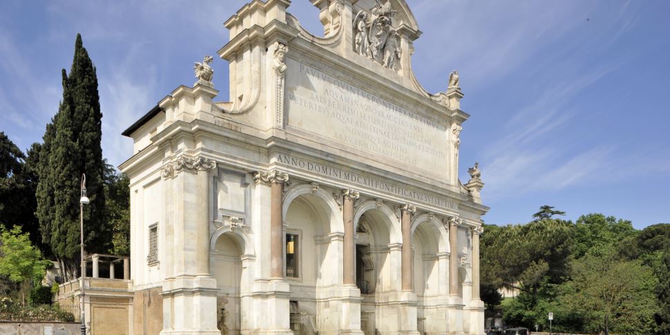 Fontana dell’Acqua Paola e accesso al giardino segreto del Fontanone del Gianicolo
